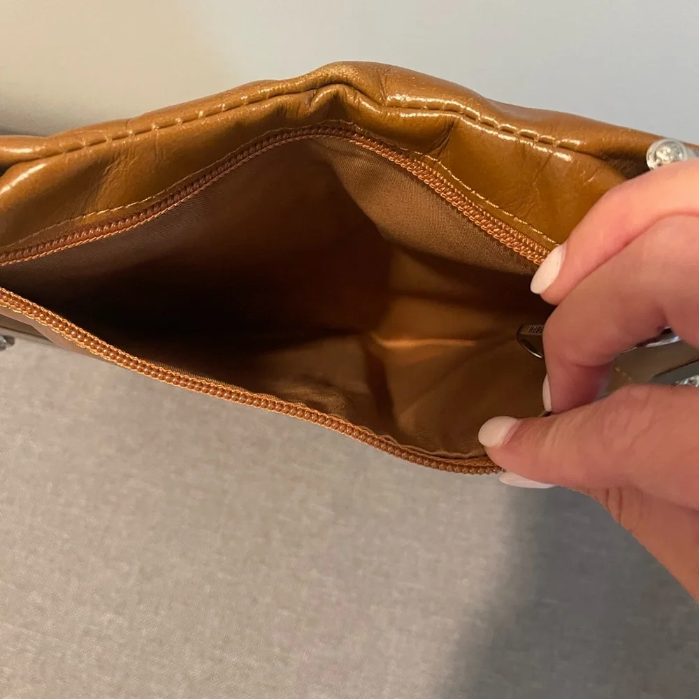 Beautiful Hobo clutch wallet! - Picture 7 of 9